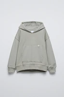 HOODIE SWEATSHIRT