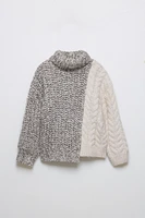 KNIT TURTLENECK SWEATER