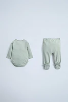 PLAIN BODYSUIT AND FOOTED LEGGINGS MATCHING SET