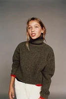 KNIT TURTLENECK SWEATER