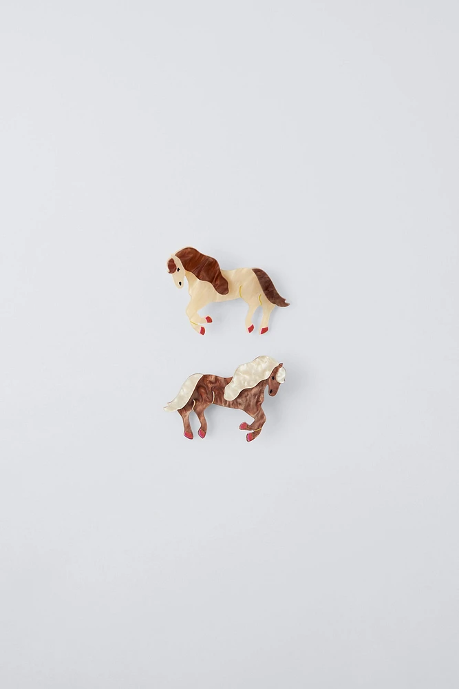 TWO-PACK OF HORSE HAIR CLIPS