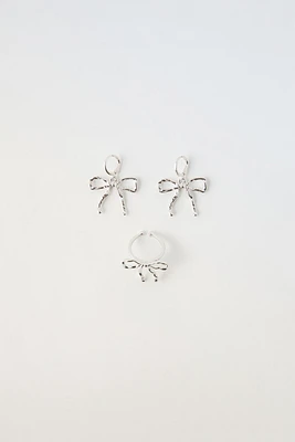 PACK OF BOW EARRINGS AND RING