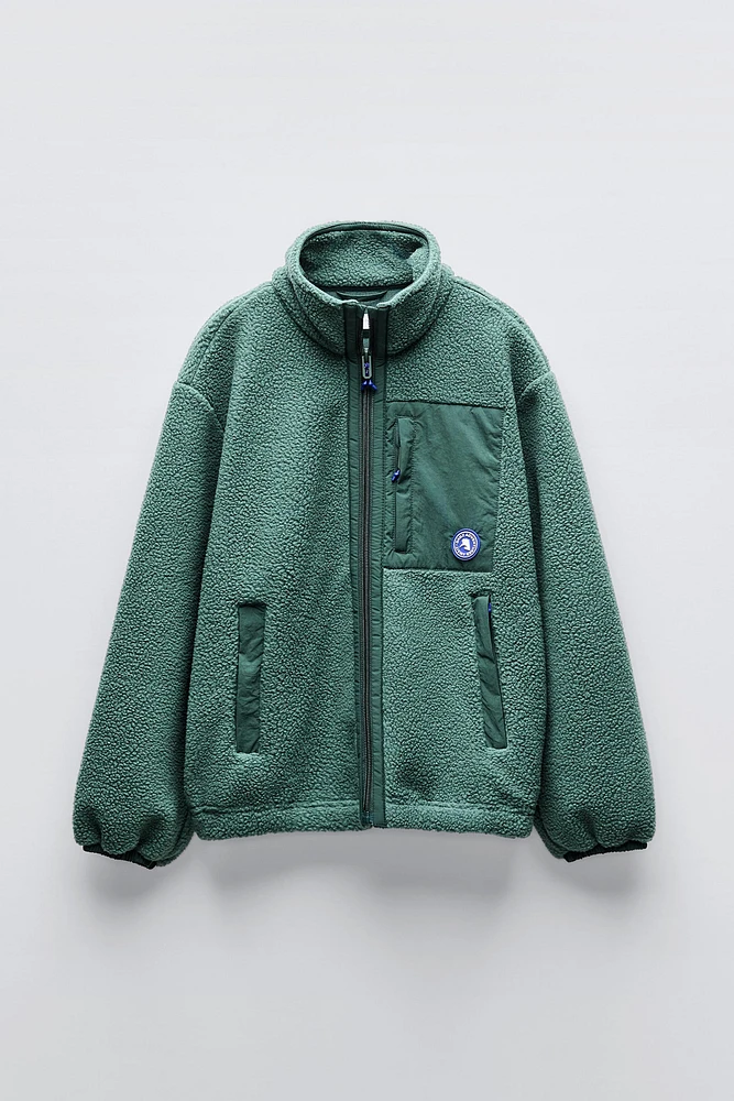 CONTRAST FLEECE JACKET