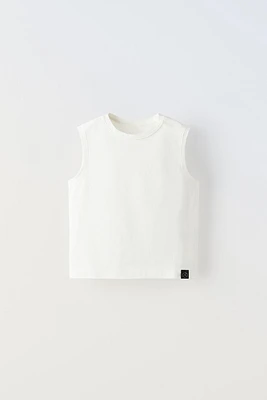 SLEEVELESS TOP