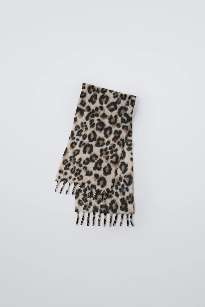 ANIMAL PRINT MAXI SCARF