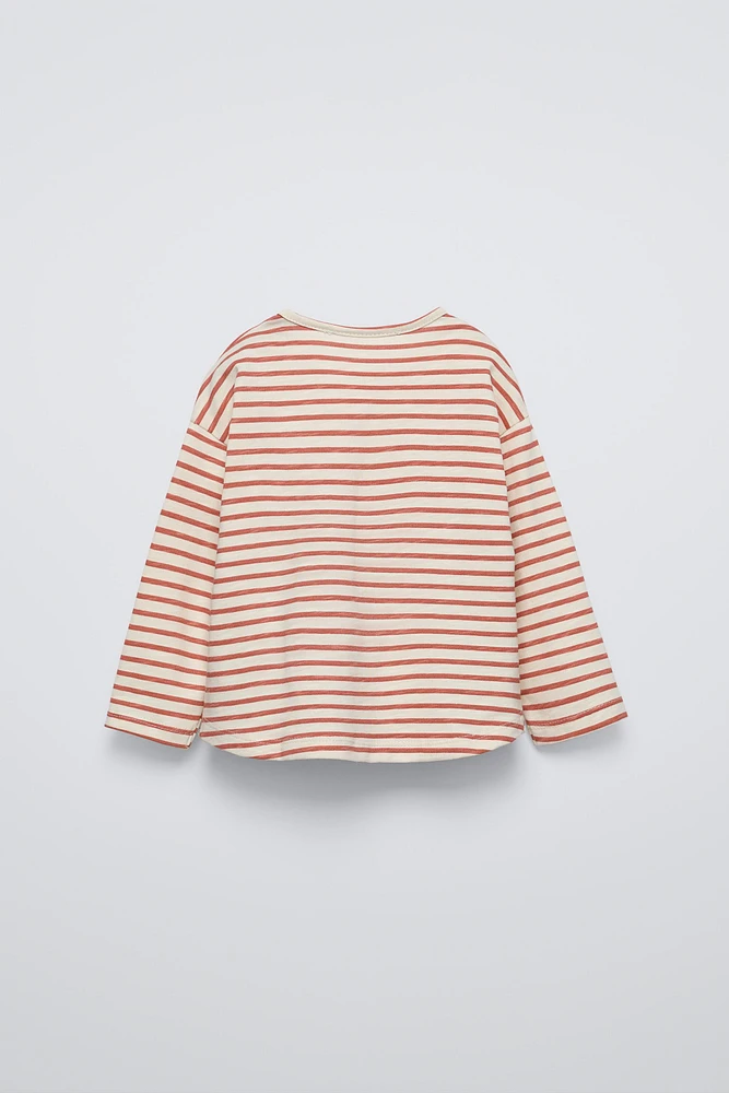 STRIPED POCKET T-SHIRT