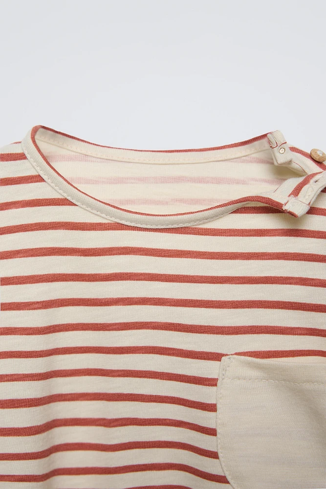 STRIPED POCKET T-SHIRT