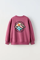 GRAPHIC PRINT SWEATSHIRT