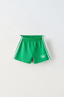 SHORTS WITH SIDE STRIPES