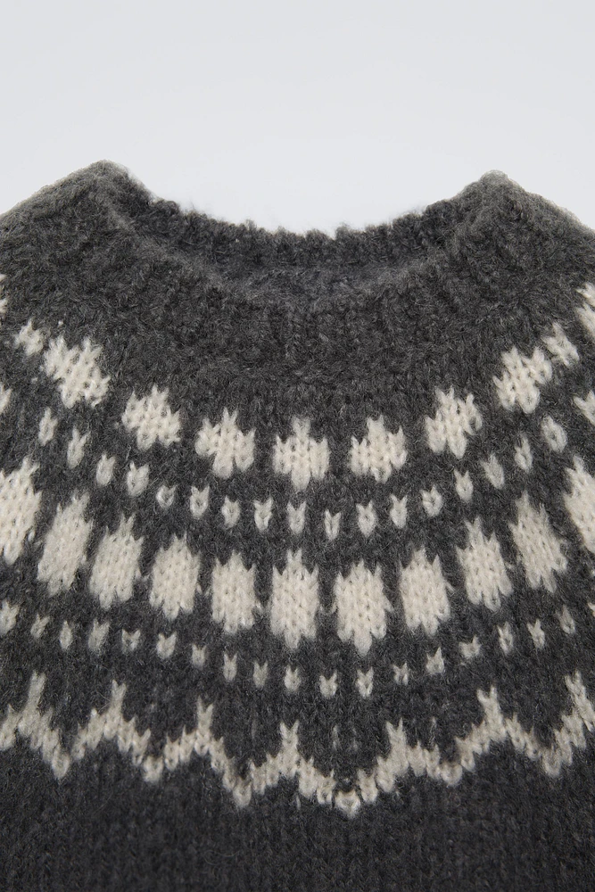 JACQUARD KNIT SWEATER