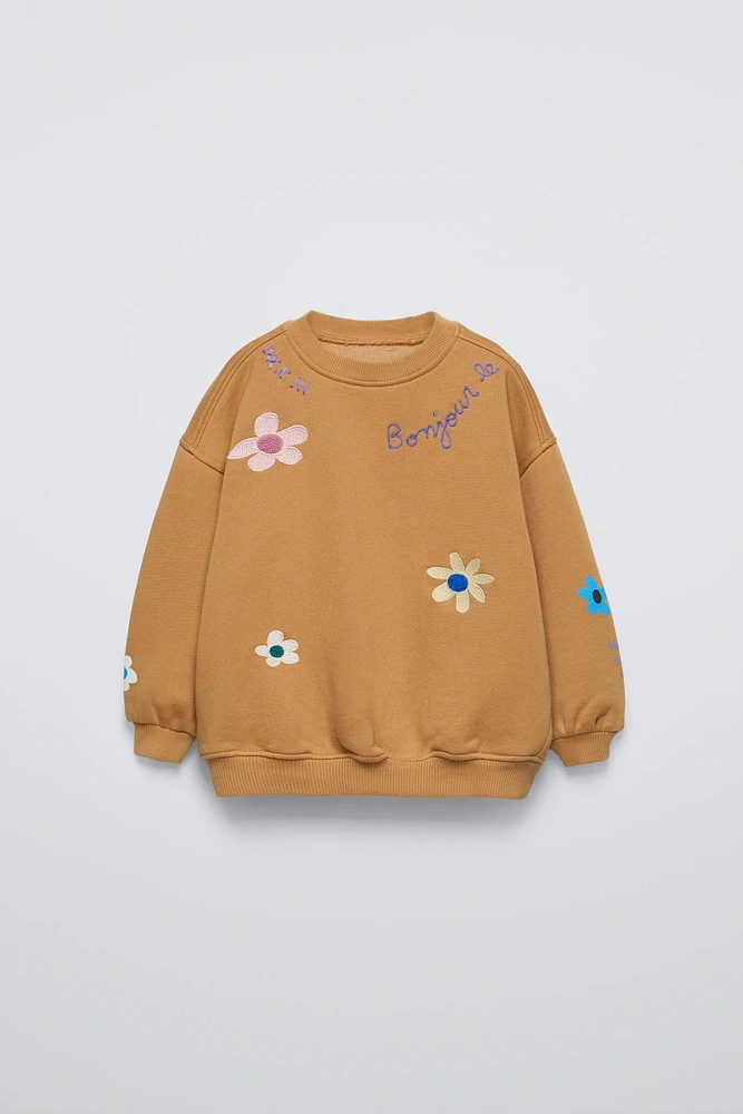 EMBROIDERED SWEATSHIRT