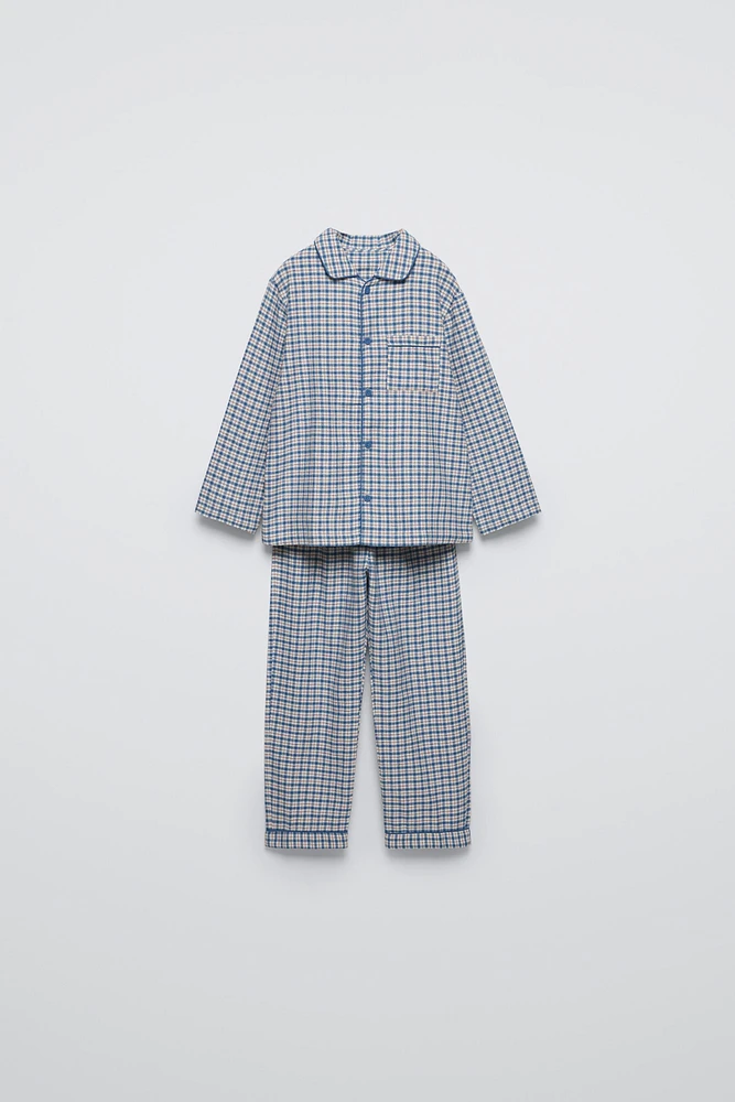 6 YEARS/ CHECKERED PAJAMAS