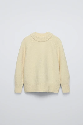 BASIC KNIT SWEATER