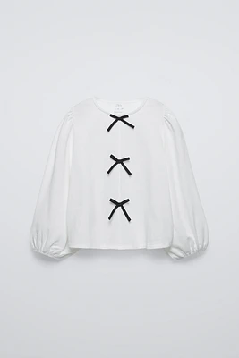 SHIRT WITH BOW APPLIQUE