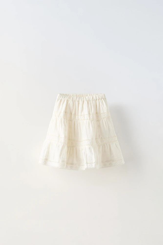 EMBROIDERED EYELET SKIRT