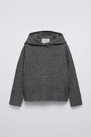 PLAIN HOODED SWEATER