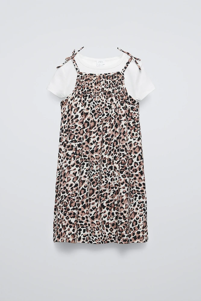 ANIMAL PRINT DRESS AND CONTRASTING T-SHIRT