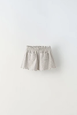 RUFFLY STRIPED SHORTS