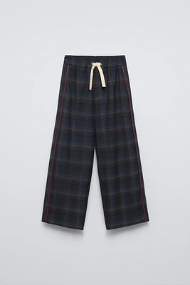 PLAID PANTS WITH STRIPE