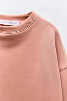 EMBROIDERED SWEATSHIRT