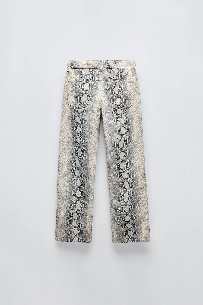 STRAIGHT LEG SNAKE PRINT JEANS