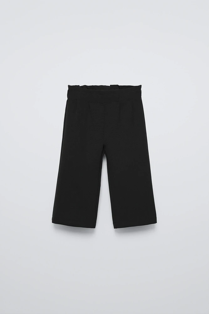 STRAIGHT CUT PLEATED PANTS