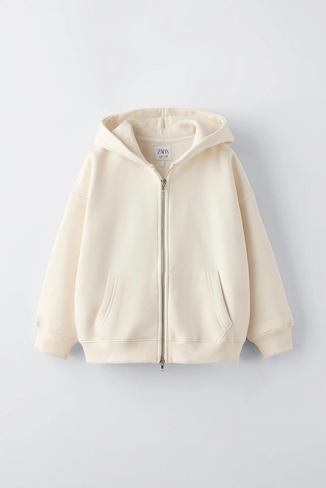 HOODED SWEATSHIRT WITH ZIP