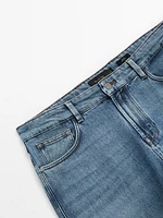 Slim fit jeans