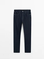 Cotton blend tapered fit jeans