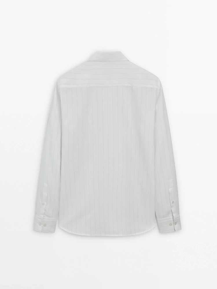 100% cotton regular fit striped shirt
