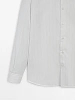 100% cotton regular fit striped shirt