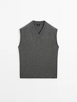 Knit vest