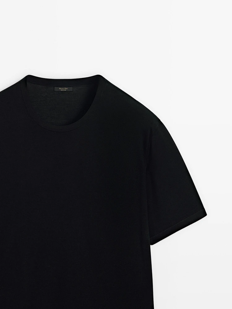 Felt texture knit T-shirt