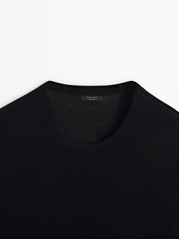 Felt texture knit T-shirt