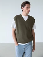 V-neck cotton blend vest