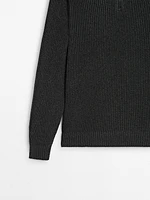 Mock neck knit sweater