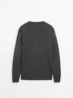 Wool blend knit sweater with crew neck