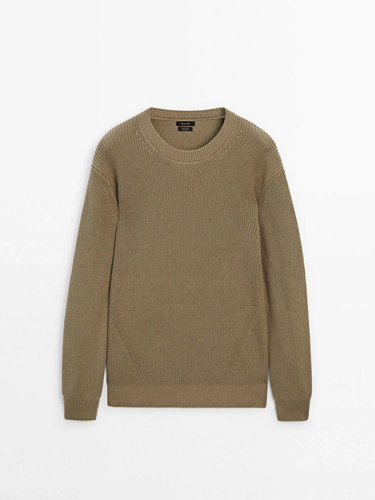 Crew neck cotton knit sweater