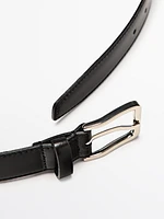 Leather belt with topstitching detail