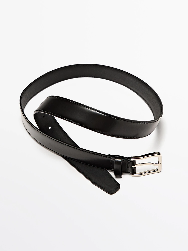 Ceinture en cuir avec surpiqûre