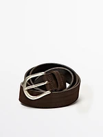 Leather belt with topstitching