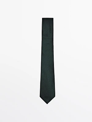 100% silk textured tie