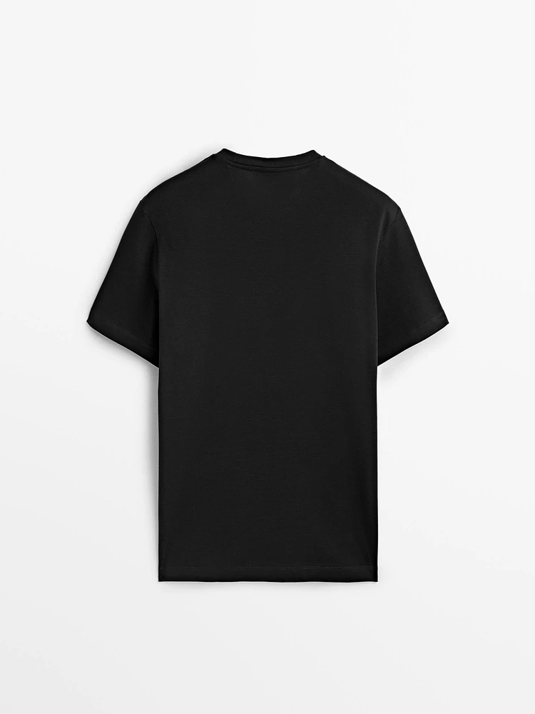 100% cotton wide fit T-shirt