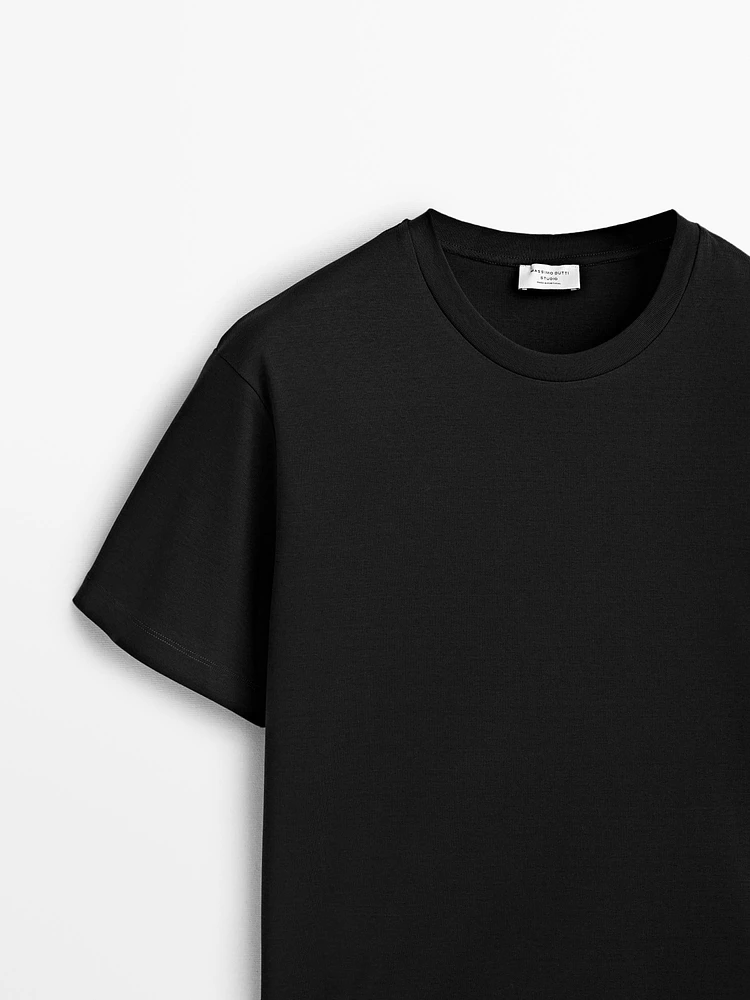 100% cotton wide fit T-shirt