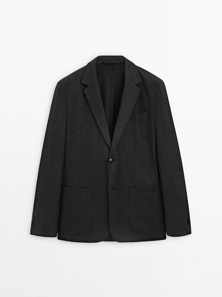 100% wool flowing blazer