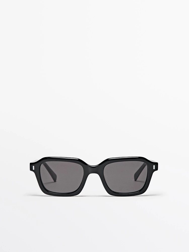 Rectangular sunglasses