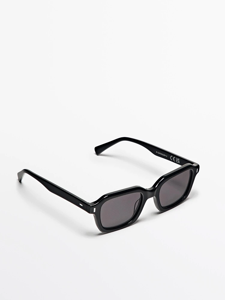 Rectangular sunglasses