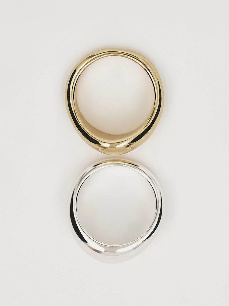 Pack of round rings