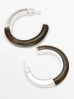 Hoop earrings with resin detail