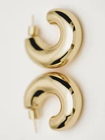 Curved hoop earrings